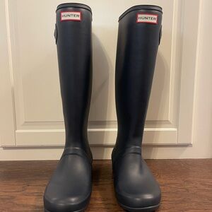Hunter Navy Tall Rain Boots